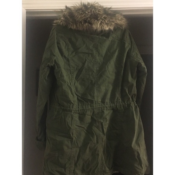 Jacket - Picture 3 of 4